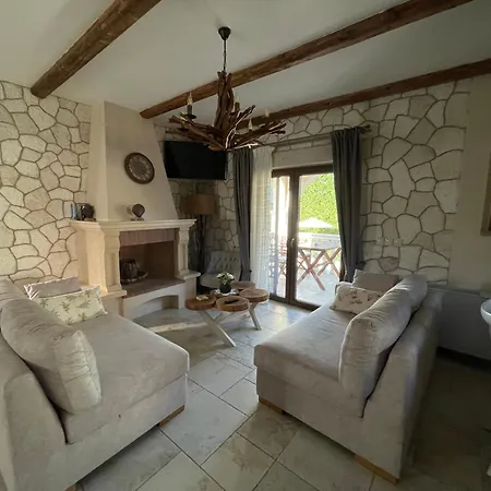 Villa Fairytale Apólpena