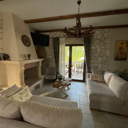 Villa Fairytale Apólpena