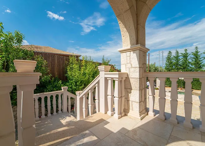 Fairytale Villa Apolpaina